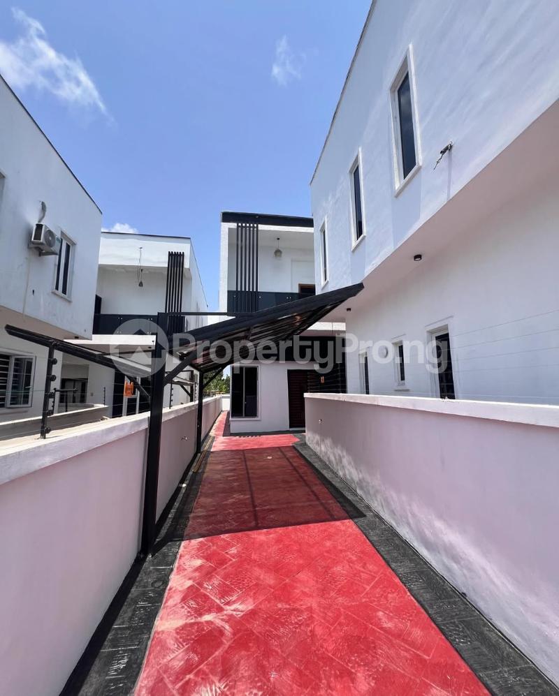 4 bedroom House for sale Ikota Lekki Lagos