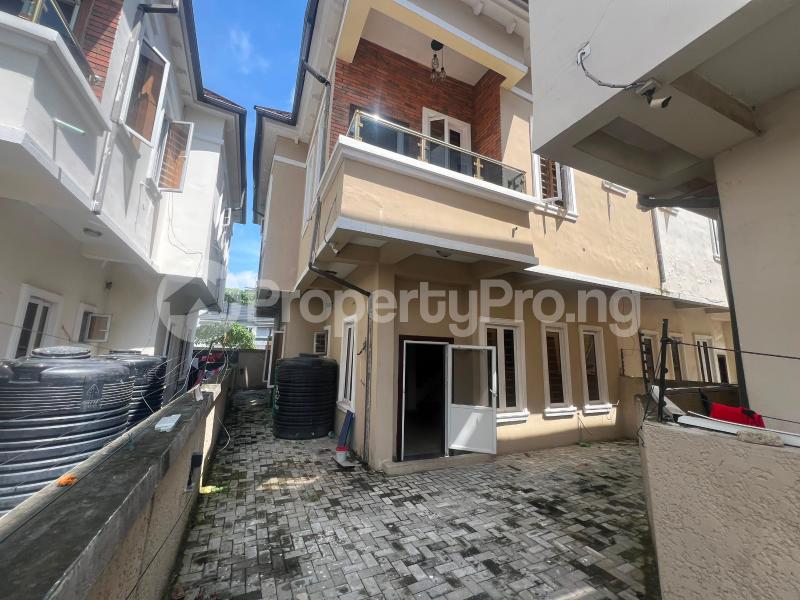 4 bedroom House for sale Chevron Drive Lekki Lagos