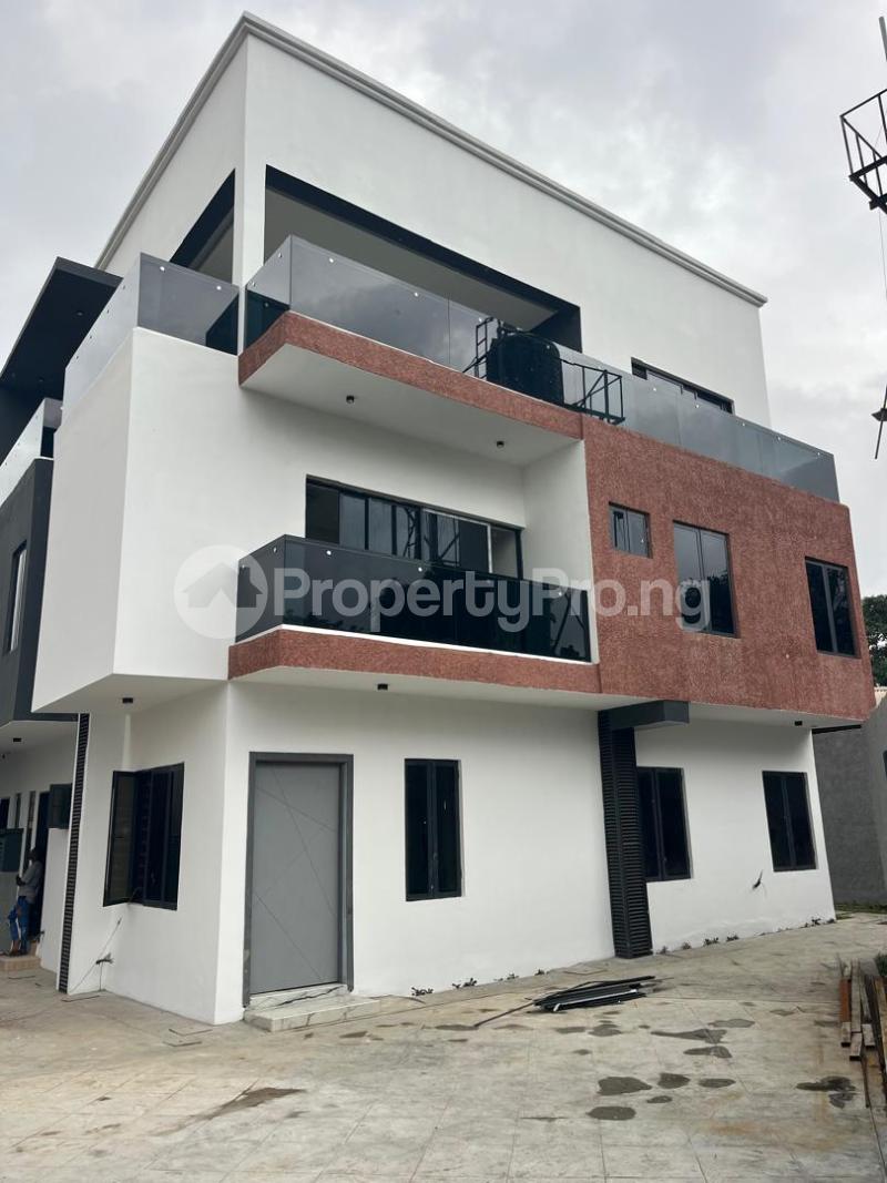 4 bedroom House for sale Maryland Lagos