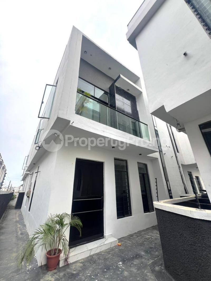 4 bedroom House for sale Ikota Lekki Lagos