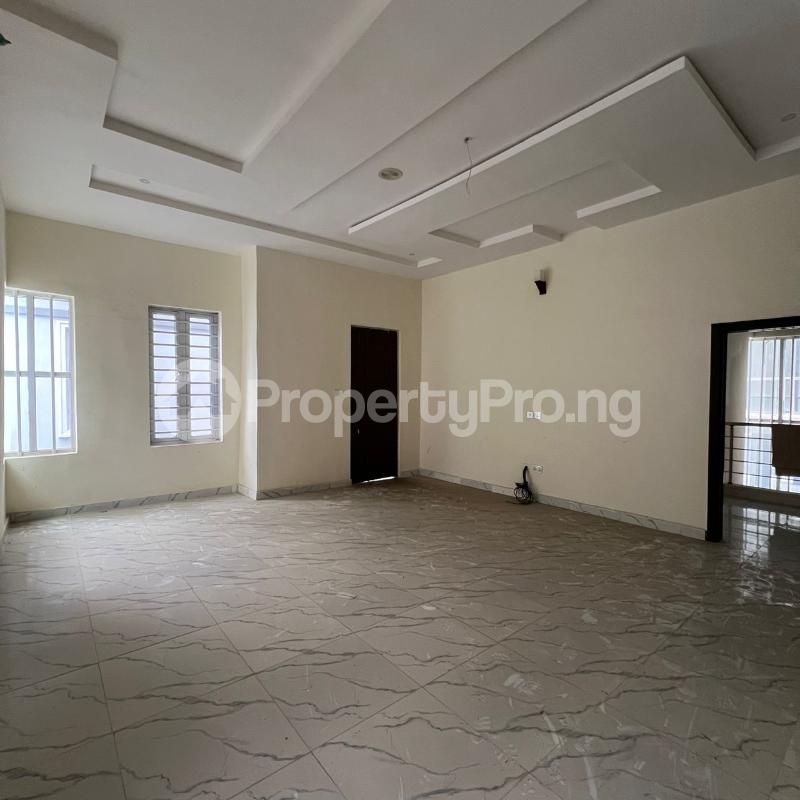 4 bedroom House for rent Mobil Road Ilaje Ajah Lagos