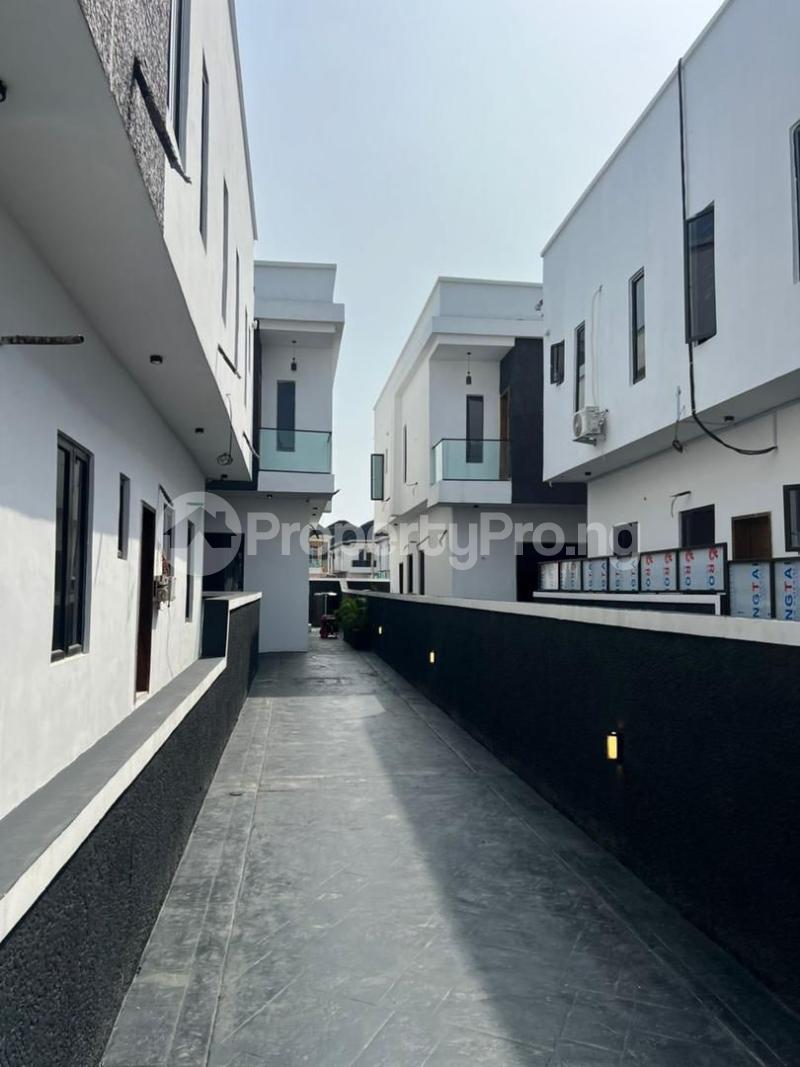 4 bedroom House for sale Orchid Lekki Lagos