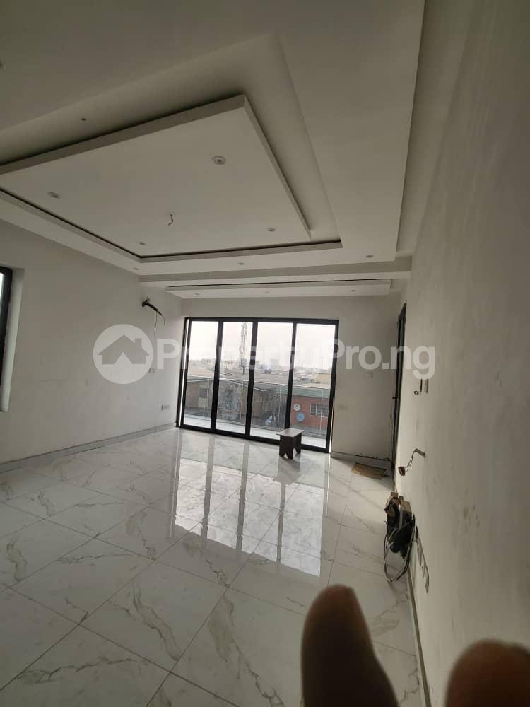 4 bedroom House for sale Back Of Excellent Hotel, Gra Ogba Lagos