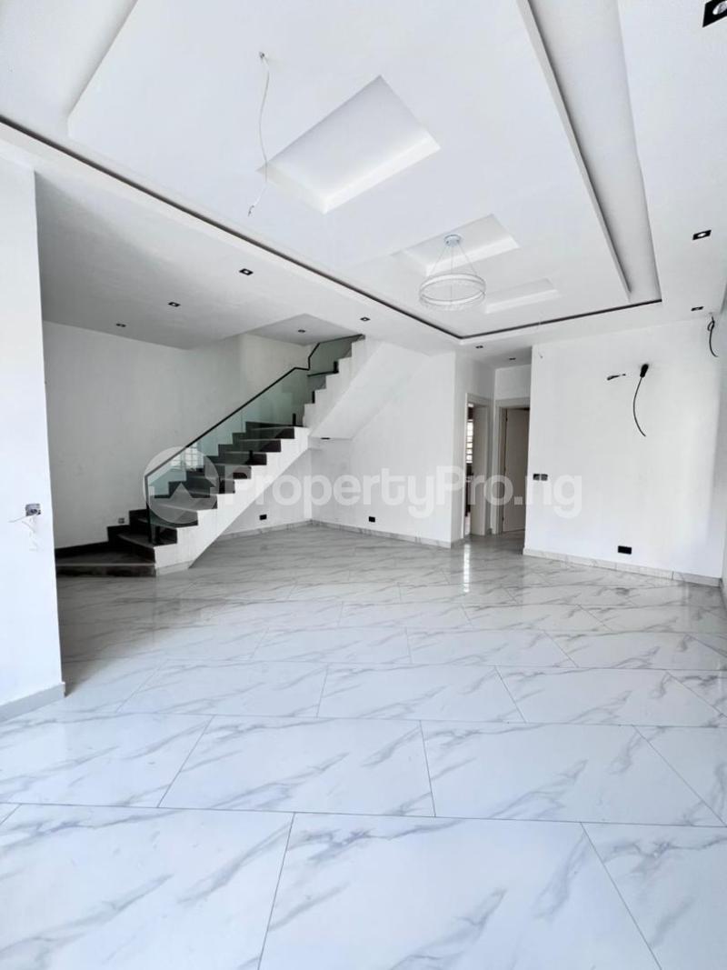 4 bedroom House for rent Sangotedo Ajah Lagos