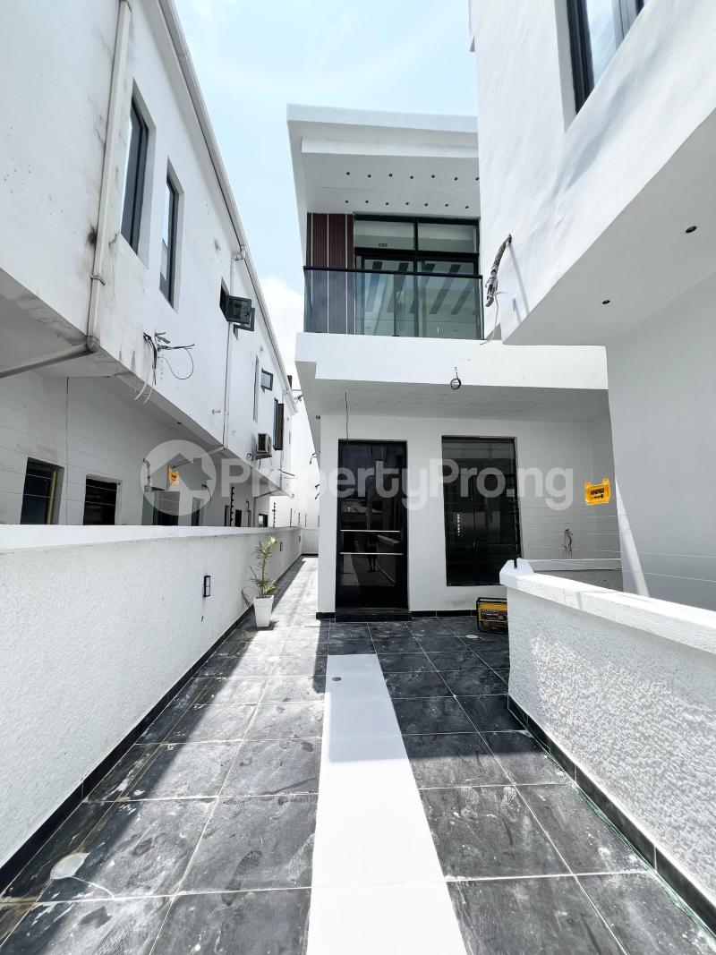 4 bedroom House for sale Ikota Lekki Lagos