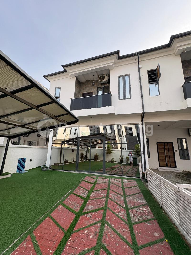 4 bedroom House for rent Estate Orchid Lekki Lagos