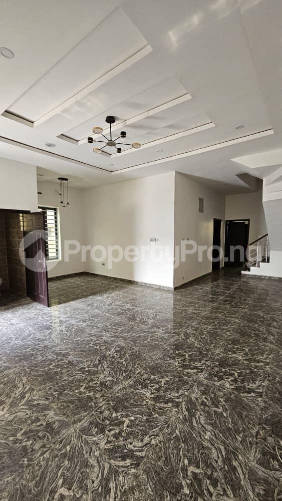 4 bedroom House for sale Thomas estate Ajah Lagos