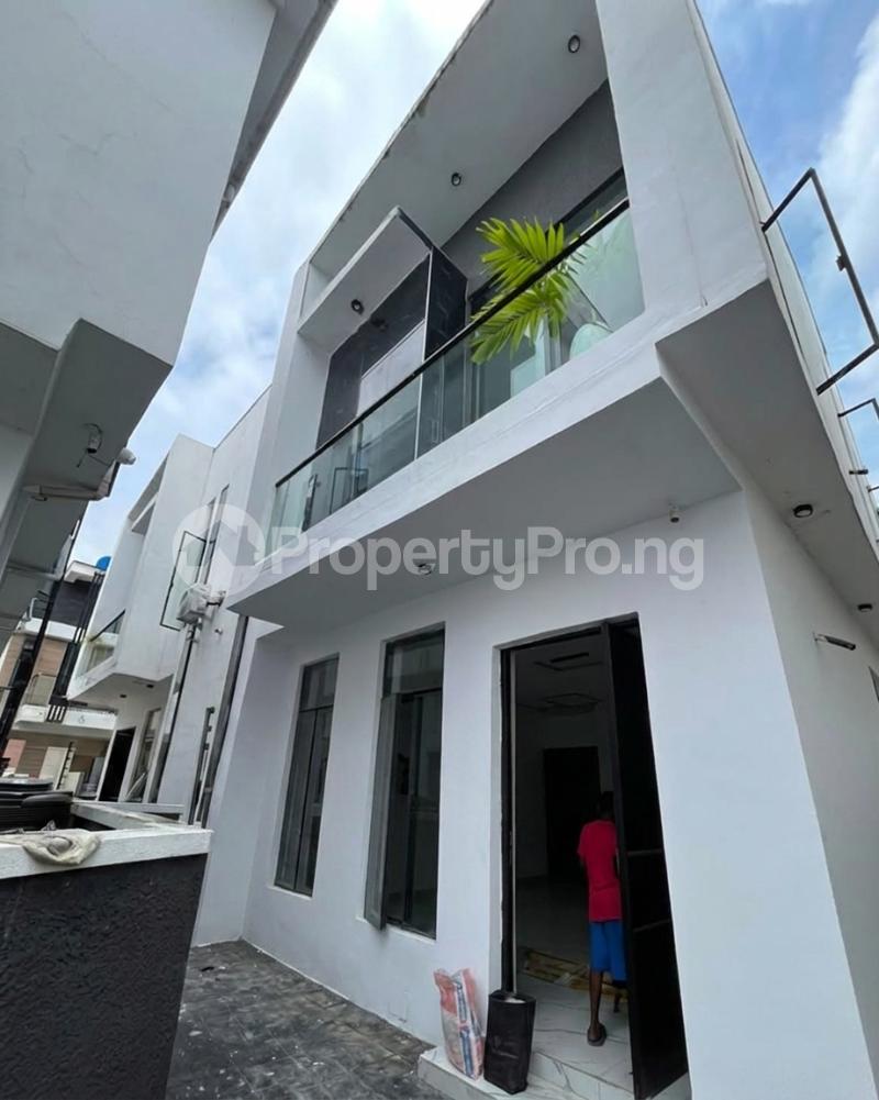 4 bedroom House for sale Ikota Lekki Lagos