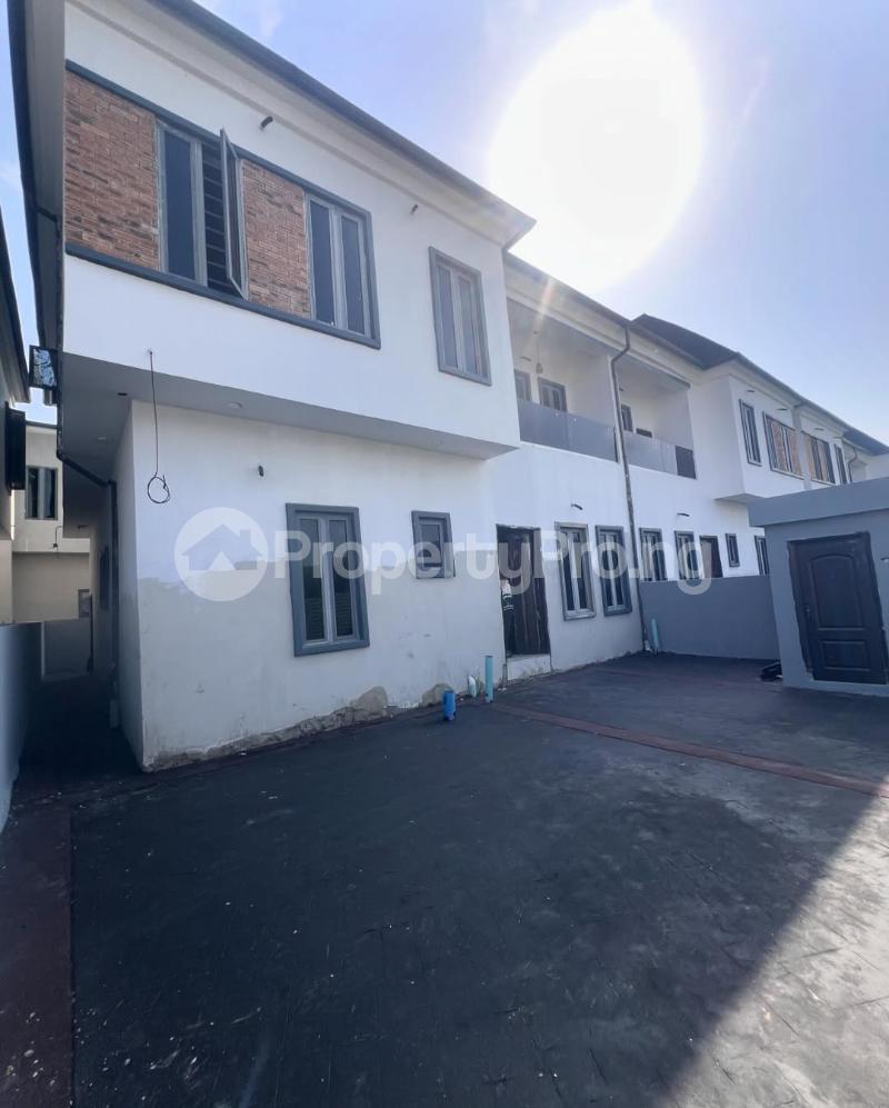 4 bedroom House for sale Orchid Lekki Lagos