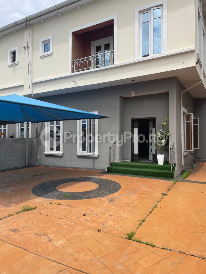 4 bedroom House for rent Lekky County Ikota Lekki Lagos