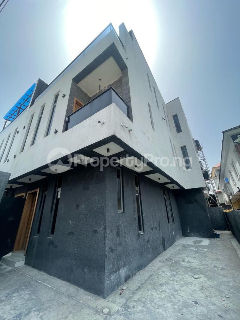 4 bedroom House for sale Osapa london Lekki Lagos