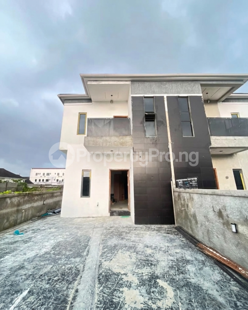 4 bedroom House for sale Ikota Lekki Lagos