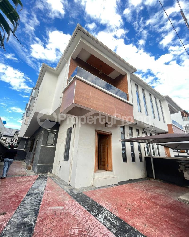 4 bedroom House for sale Osapa london Lekki Lagos