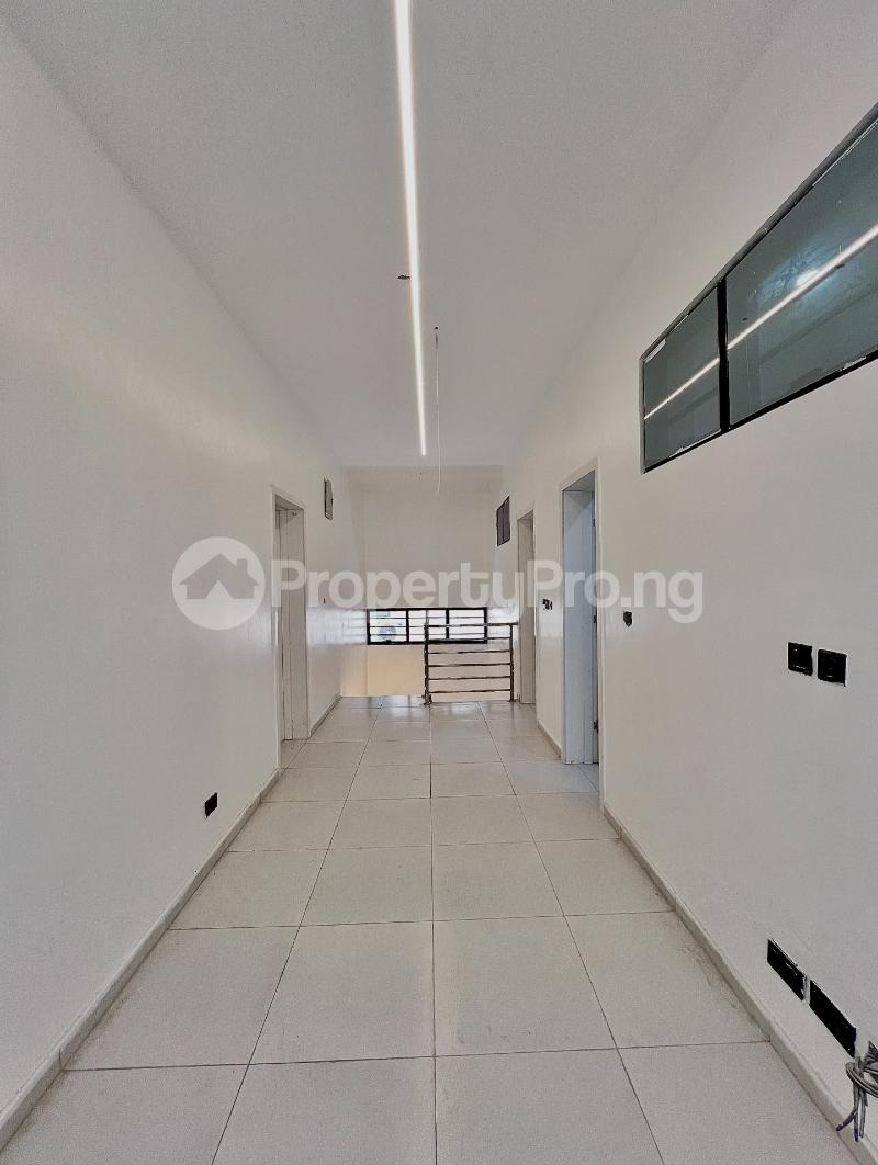 4 bedroom House for sale 4 Bedroom Duplex With Equipped Gym, Spacious Children’s Play Area, Large Compound, Located In A Fully Secured Call To Access Estate orchid Lekki Lagos