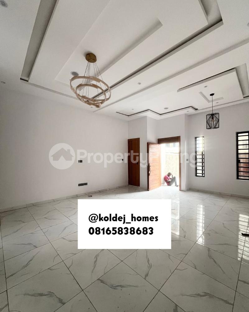 4 bedroom House for sale Ologolo Lekki Lagos