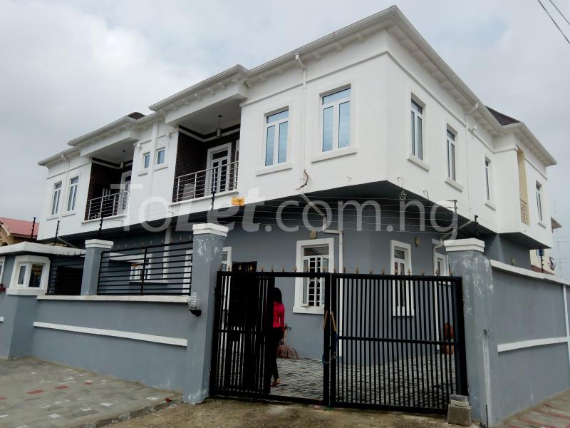4 bedroom House for rent Ikota Villa Estate chevron Lekki Lagos