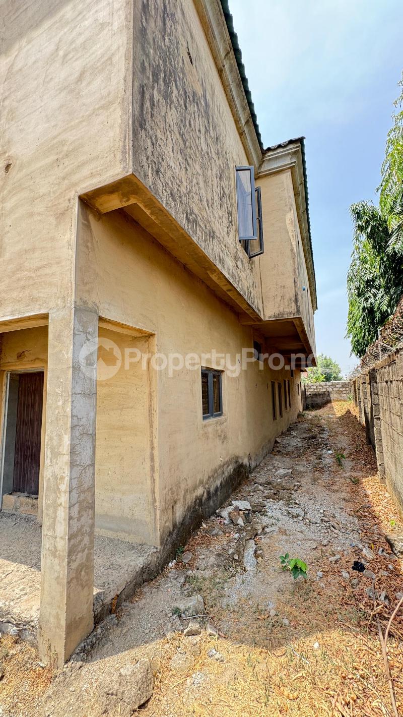 4 bedroom House for sale Apo Abuja