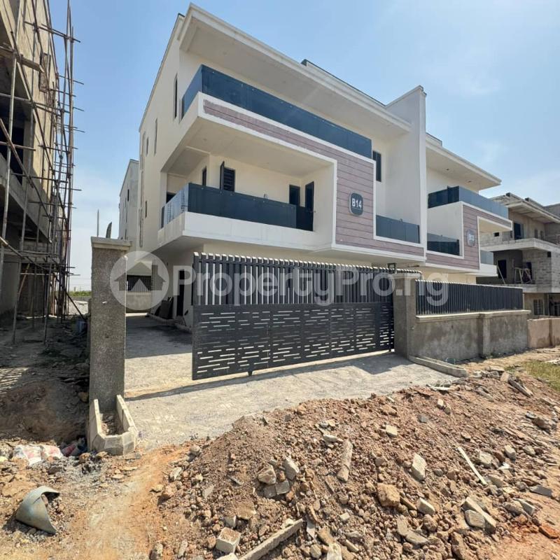 4 bedroom House for sale Kukwuaba Abuja