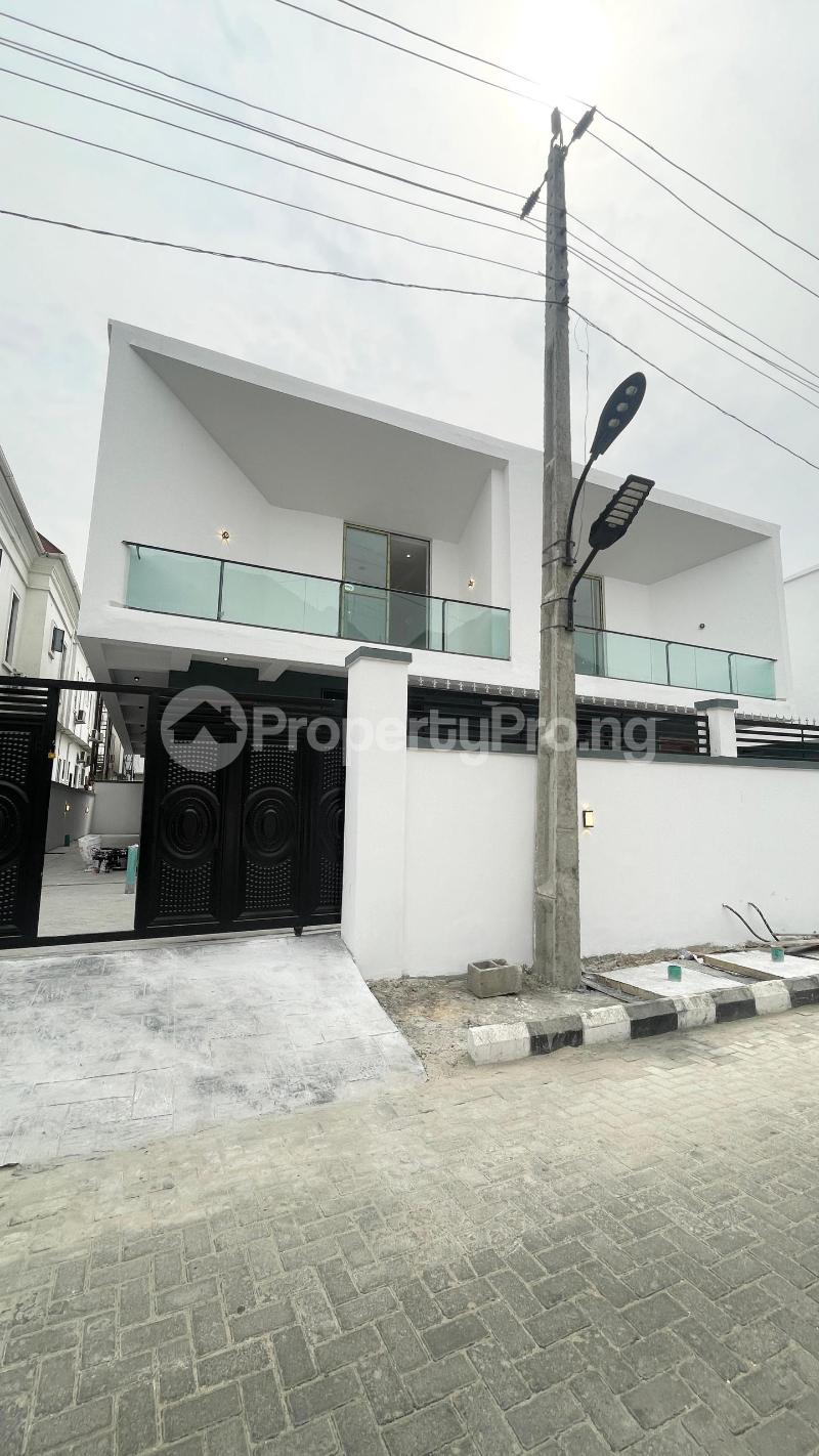4 bedroom House for sale chevron Lekki Lagos