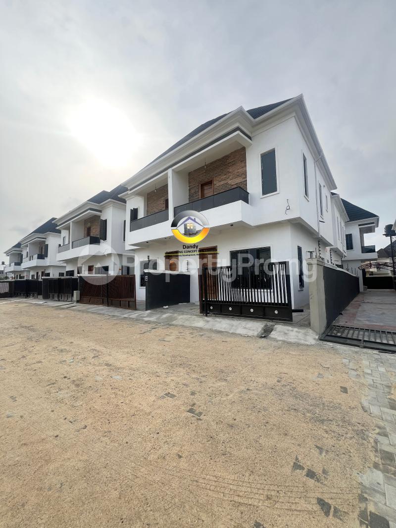 4 bedroom House for sale Lekki Lagos
