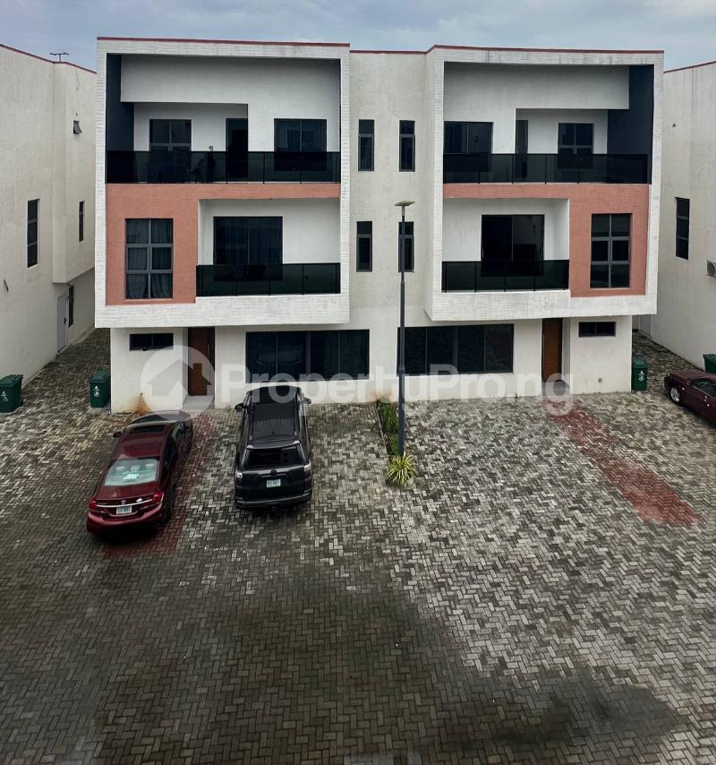 4 bedroom House for sale Freedom Way, Close To Periwinkle Estate Lekki Phase 1 Lekki Lagos