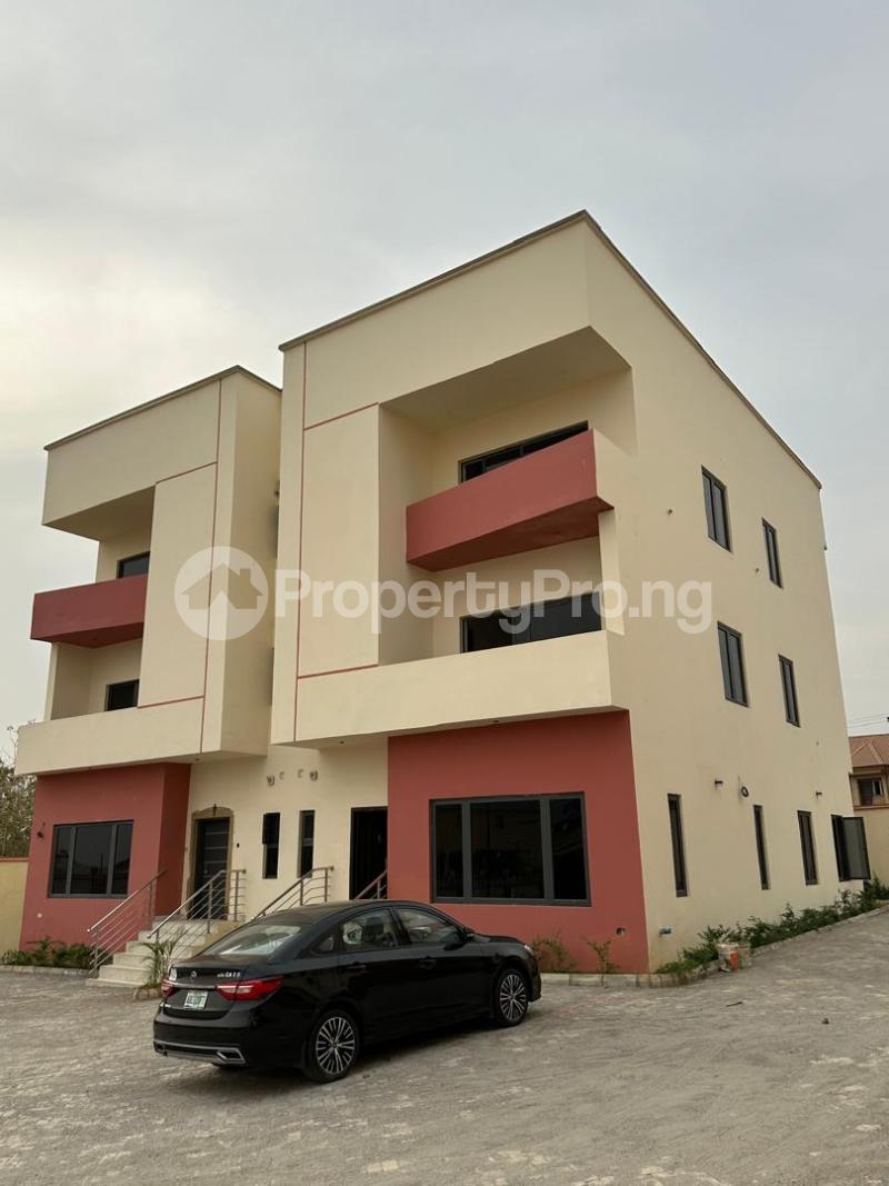 4 bedroom House for sale Durumi Abuja