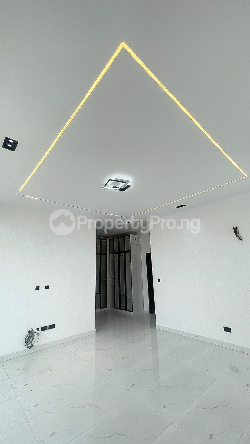 4 bedroom House for sale  Ikota Lekki Lagos