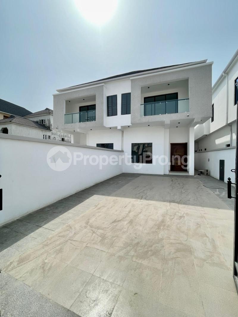 4 bedroom House for sale Ologolo Lekki Lagos
