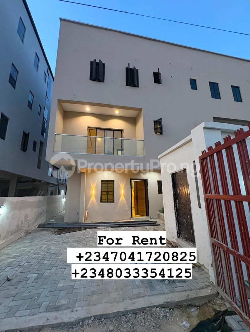 4 bedroom House for rent Ologolo Lekki Lagos