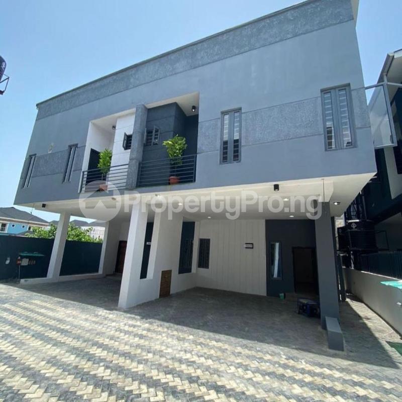 4 bedroom House for sale 2nd Toll Gate Lekki Lagos