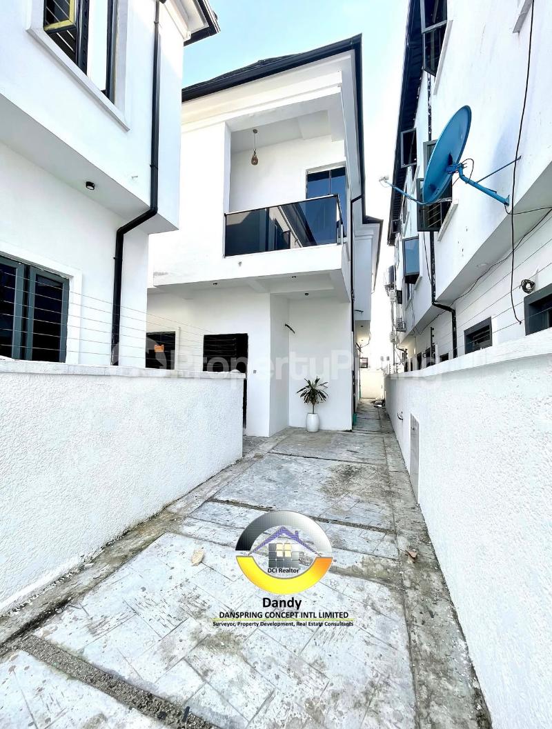 4 bedroom House for sale Sangotedo Ajah Lagos