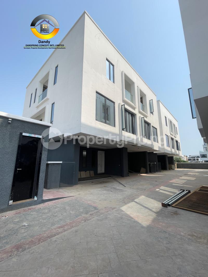 4 bedroom House for sale orchid Lekki Lagos