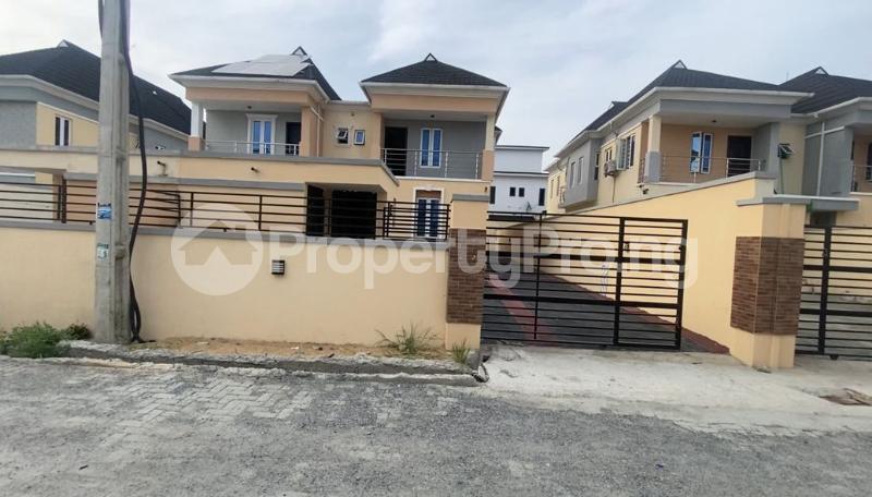 4 bedroom House for sale General Paint Axis, Ajah, Lagos Abraham adesanya estate Ajah Lagos