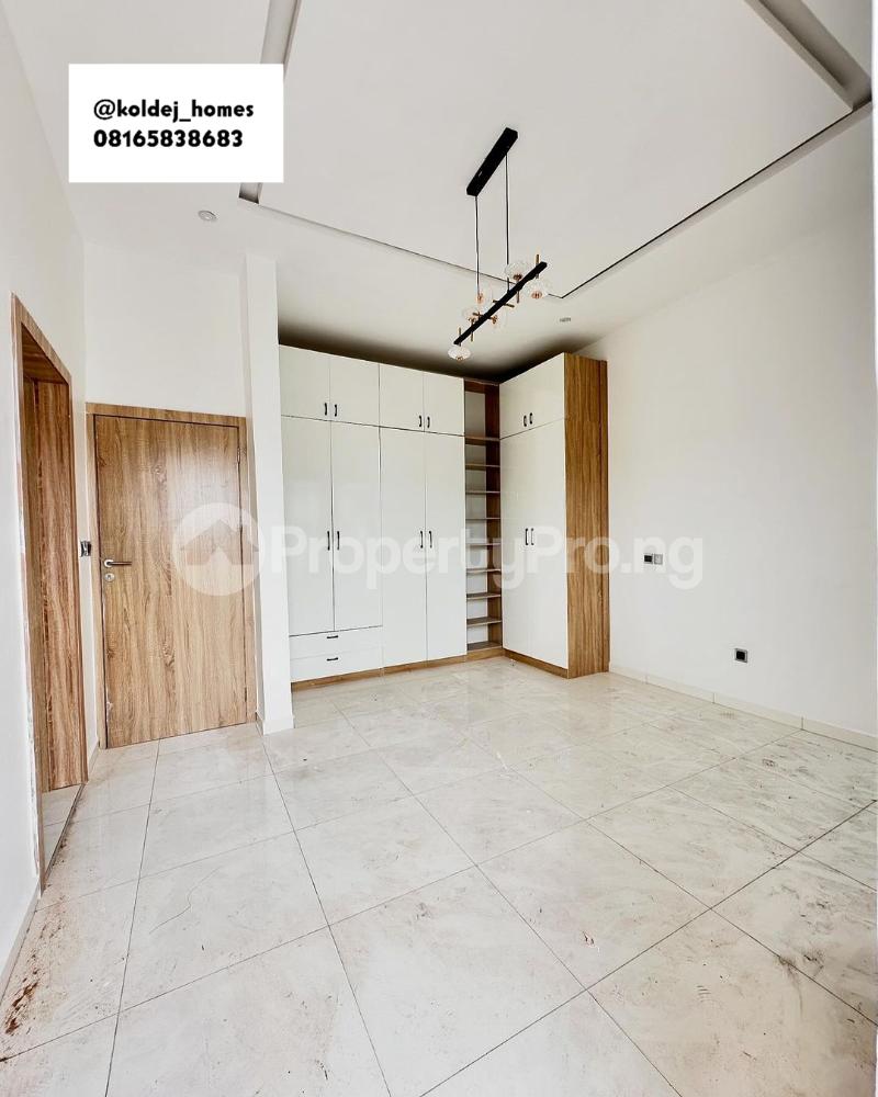 4 bedroom House for sale Ikota Lekki Lagos