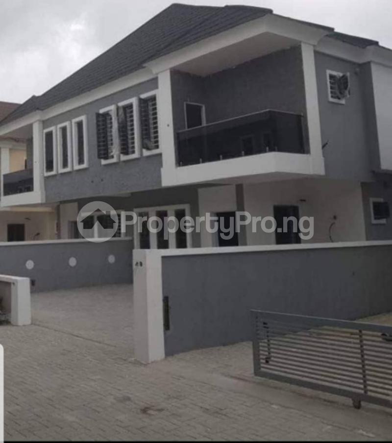 4 bedroom House for sale Lekki Lagos