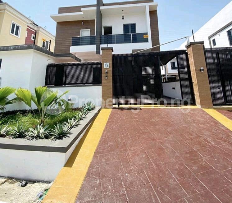4 bedroom House for sale Osapa london Lekki Lagos