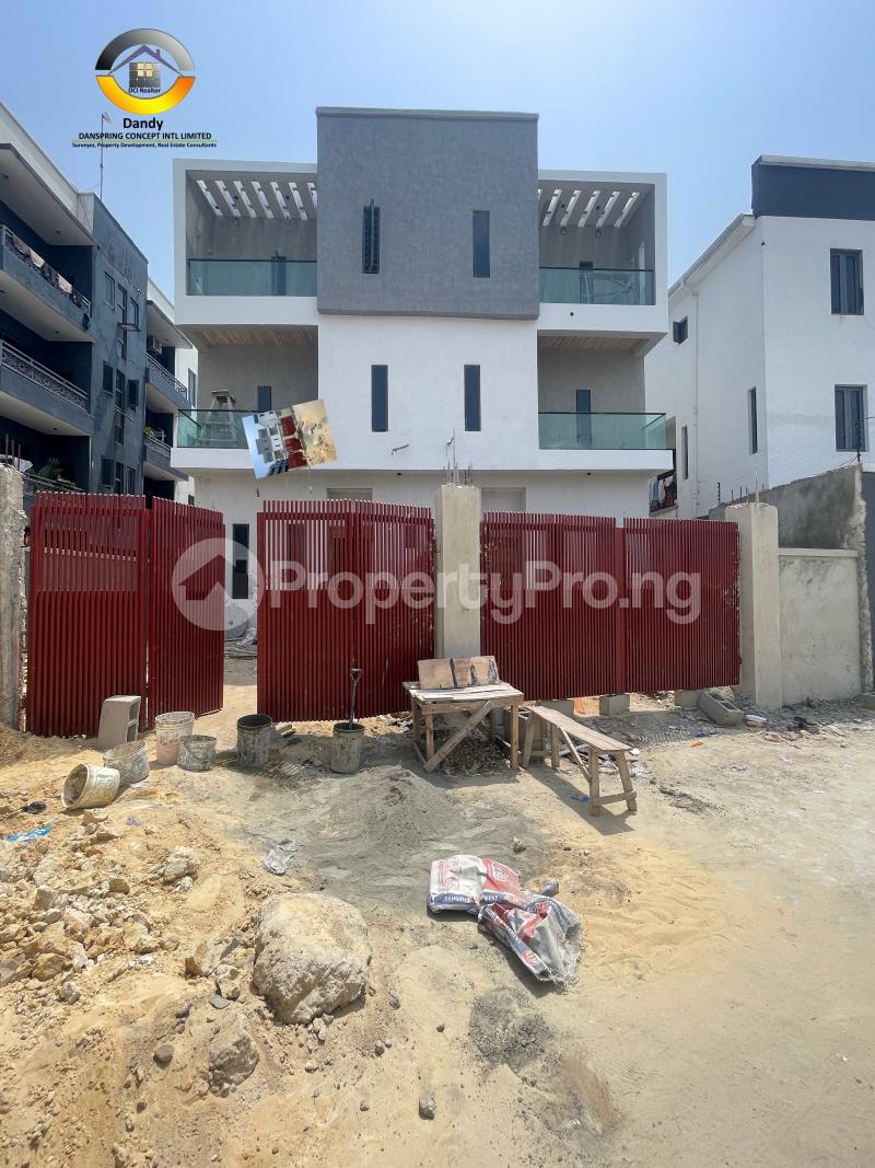 4 bedroom House for sale Ologolo Lekki Lagos