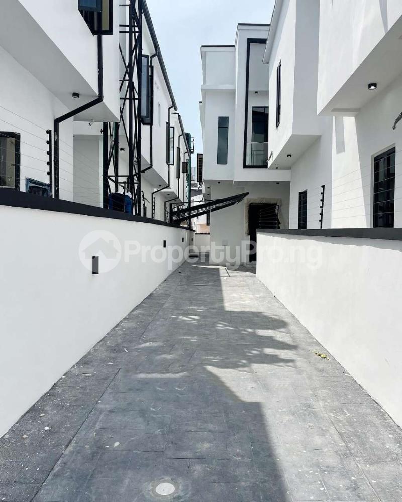 4 bedroom House for sale Orchid Lekki Lagos