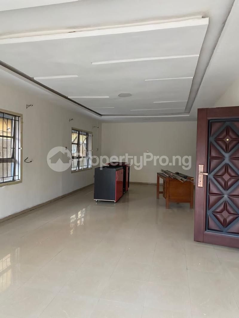4 bedroom House for rent Femi Ayantuga Str Off Adelabu Road, Surulere Lagos
