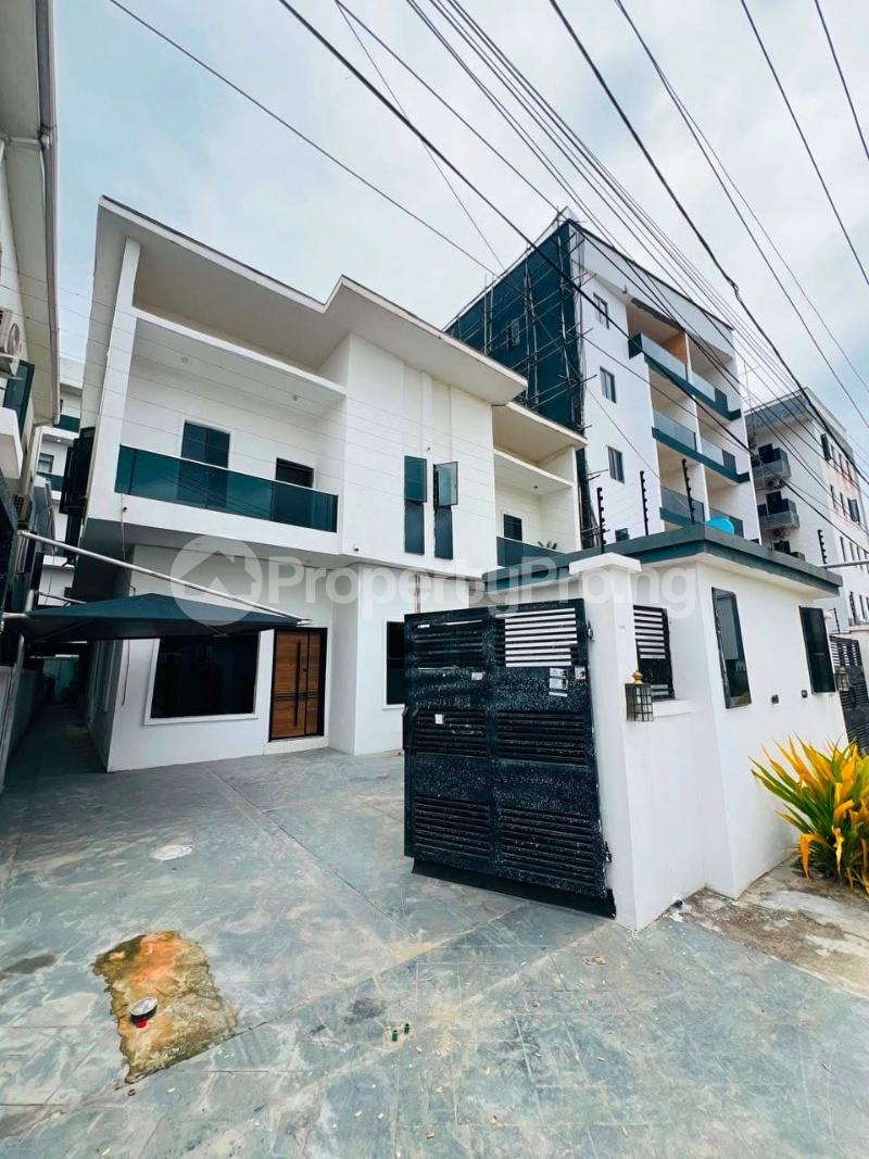 4 bedroom House for rent Ikate Lekki Lagos