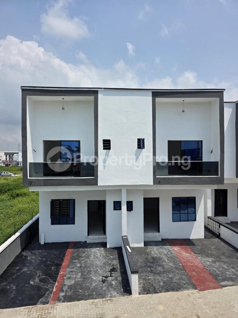 4 bedroom House for sale General Paints, Abraham Adesanya Ajah Lagos
