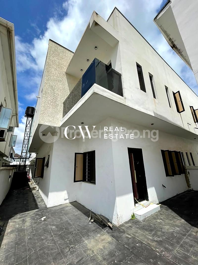 4 bedroom House for rent Lekki Lagos