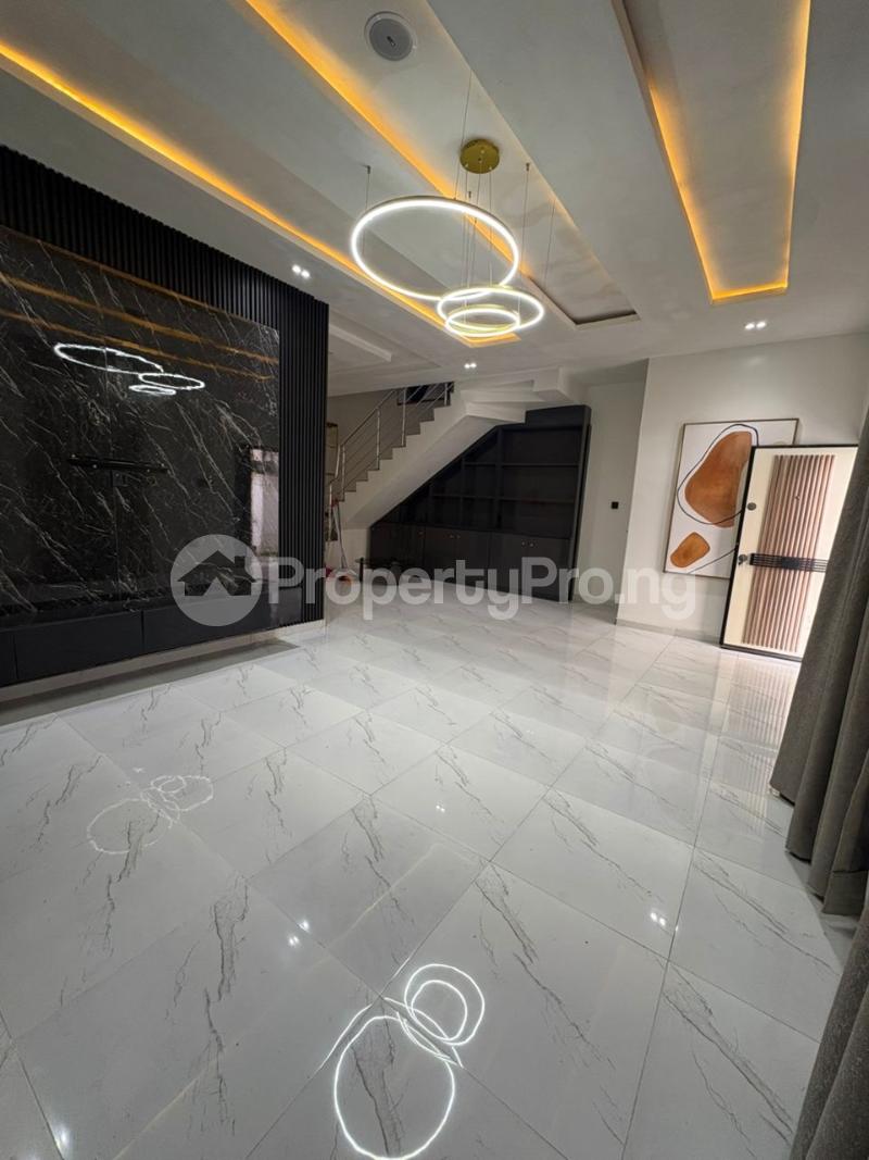 4 bedroom House for rent Chevron Lekki Lagos