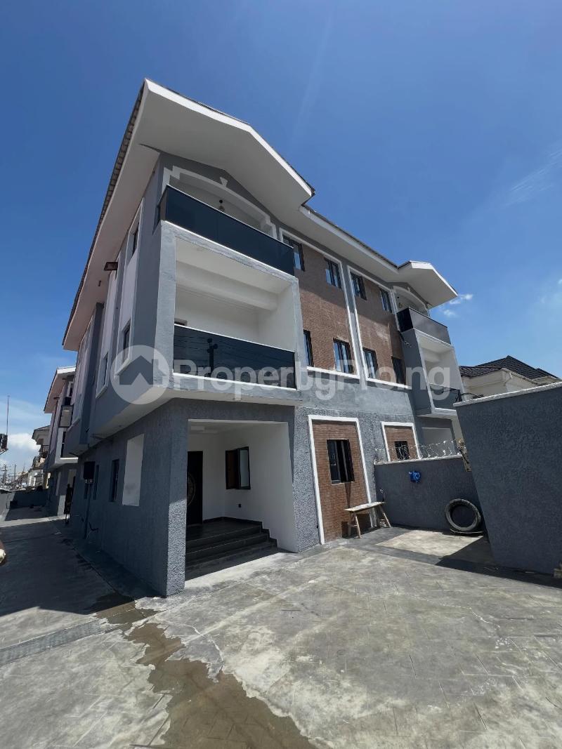 4 bedroom House for rent Chevron Lekki Lagos