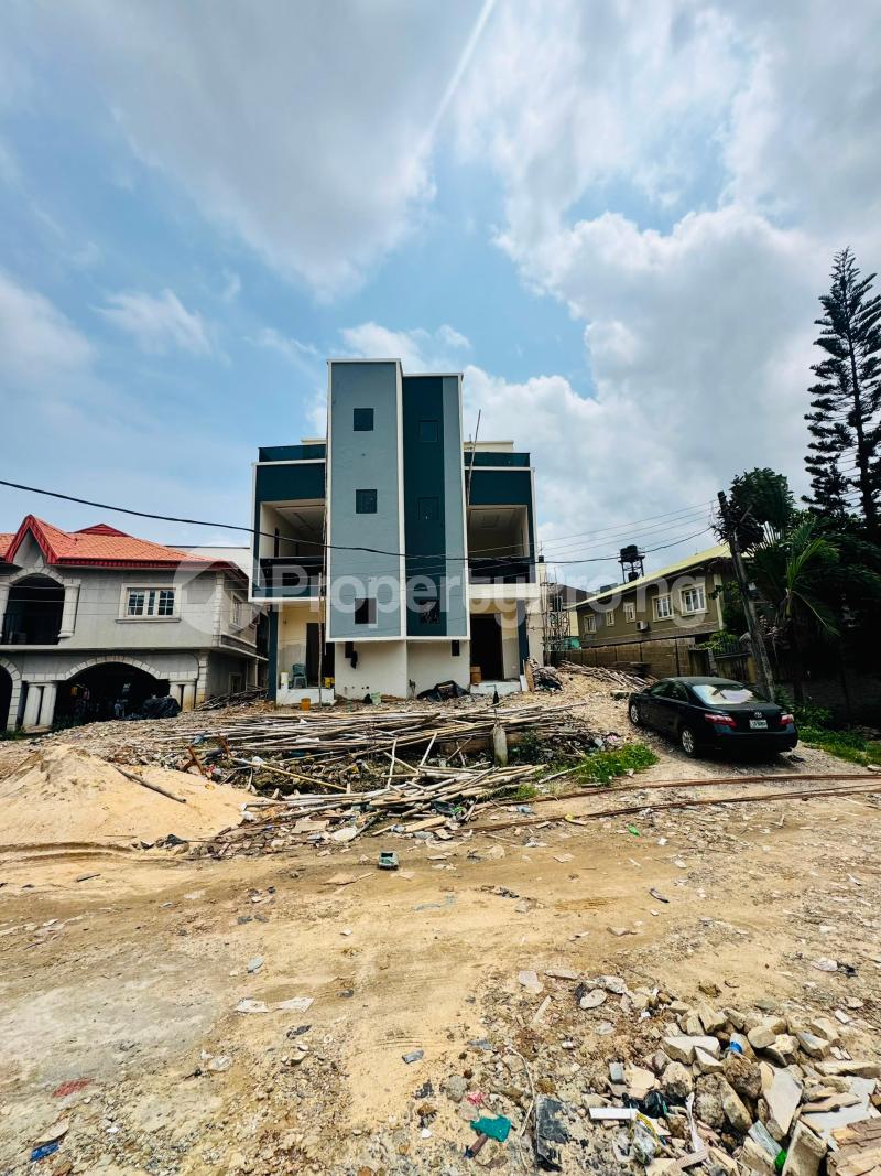 4 bedroom House for sale Medina Gbagada Lagos