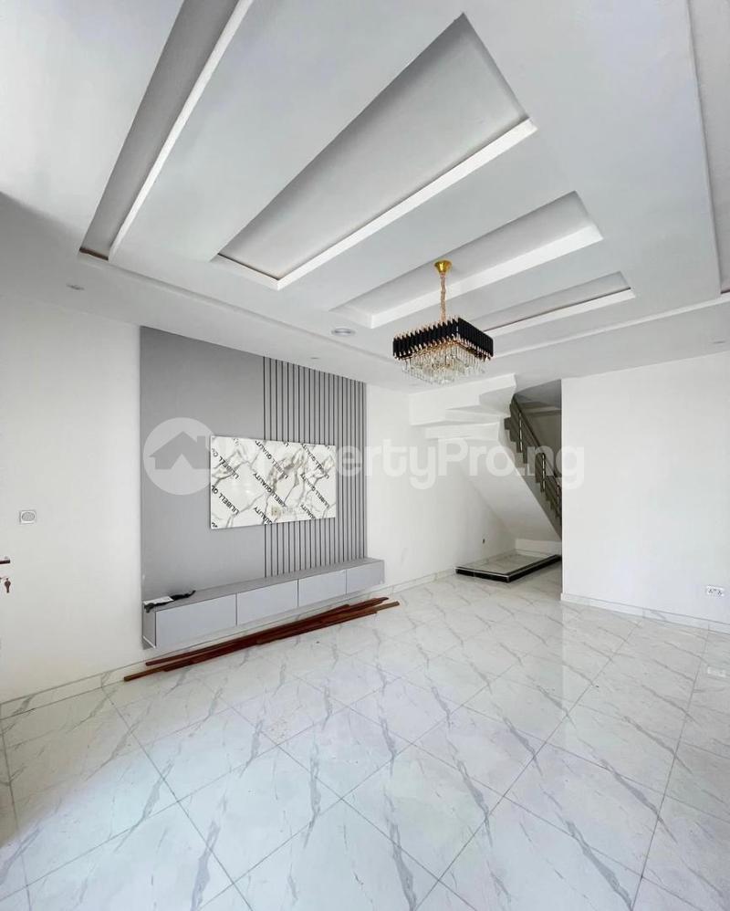 4 bedroom House for rent Ikota Lekki Lagos