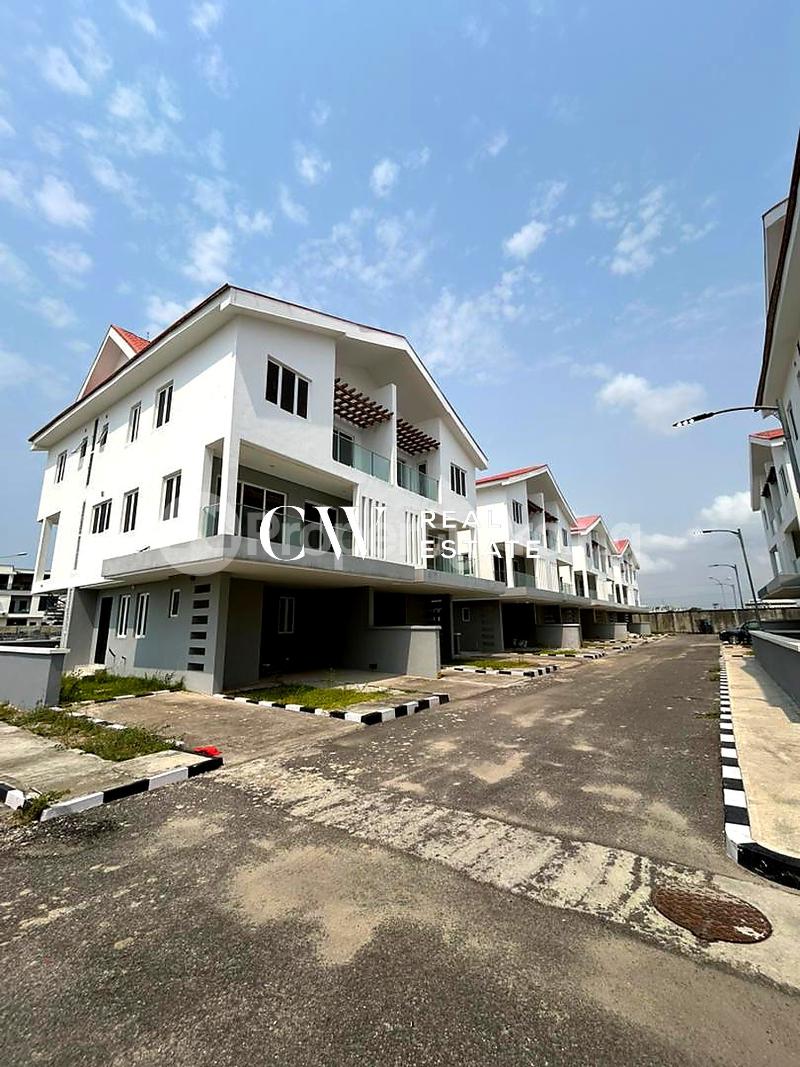 4 bedroom House for rent Lekki Lagos