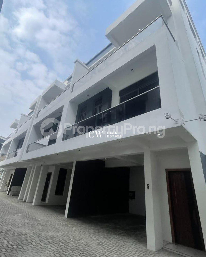 House for sale Ologolo Lekki Lagos