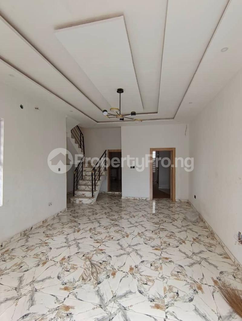 4 bedroom House for rent Ologolo Lekki Lagos