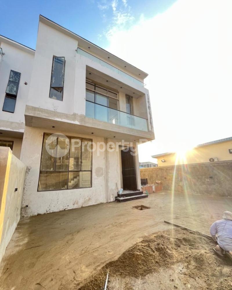 4 bedroom House for sale Chevron Lekki Lagos